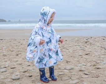 Poncho cape à capuche bébé et enfant pour siège auto