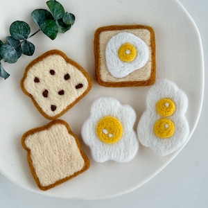 Felted Toast, Felted Bread, Felted Fried Egg, Felted Breakfast, Felt Play Food, Felt Craft Supplies for Making Earrings, Garland, Photo Prop