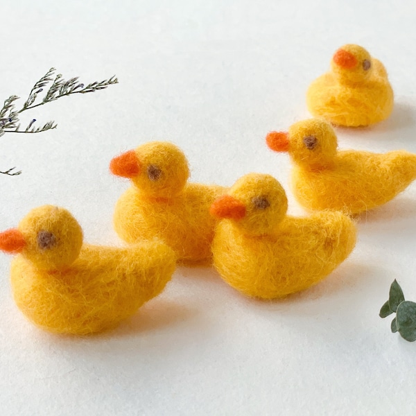 Felted Yellow Duck, Wool Felt Duck, Needle Felt Ducks, Felted Duck, Yellow Duck Decor, Felted Shapes, Wool Duck, Duck Hair Clip