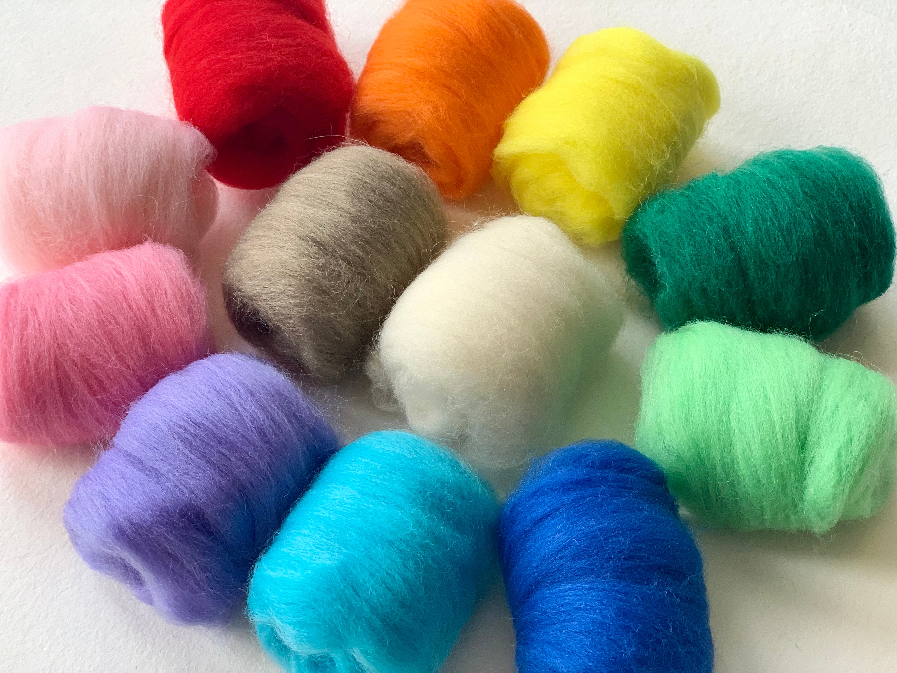 Pack of 12 Multicolour Balls of Merino Roving Wool, Felting, Weaving, –  Imagina Natural