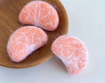 Felted Wool Orange Slice: Handmade Fruit Garland Piece