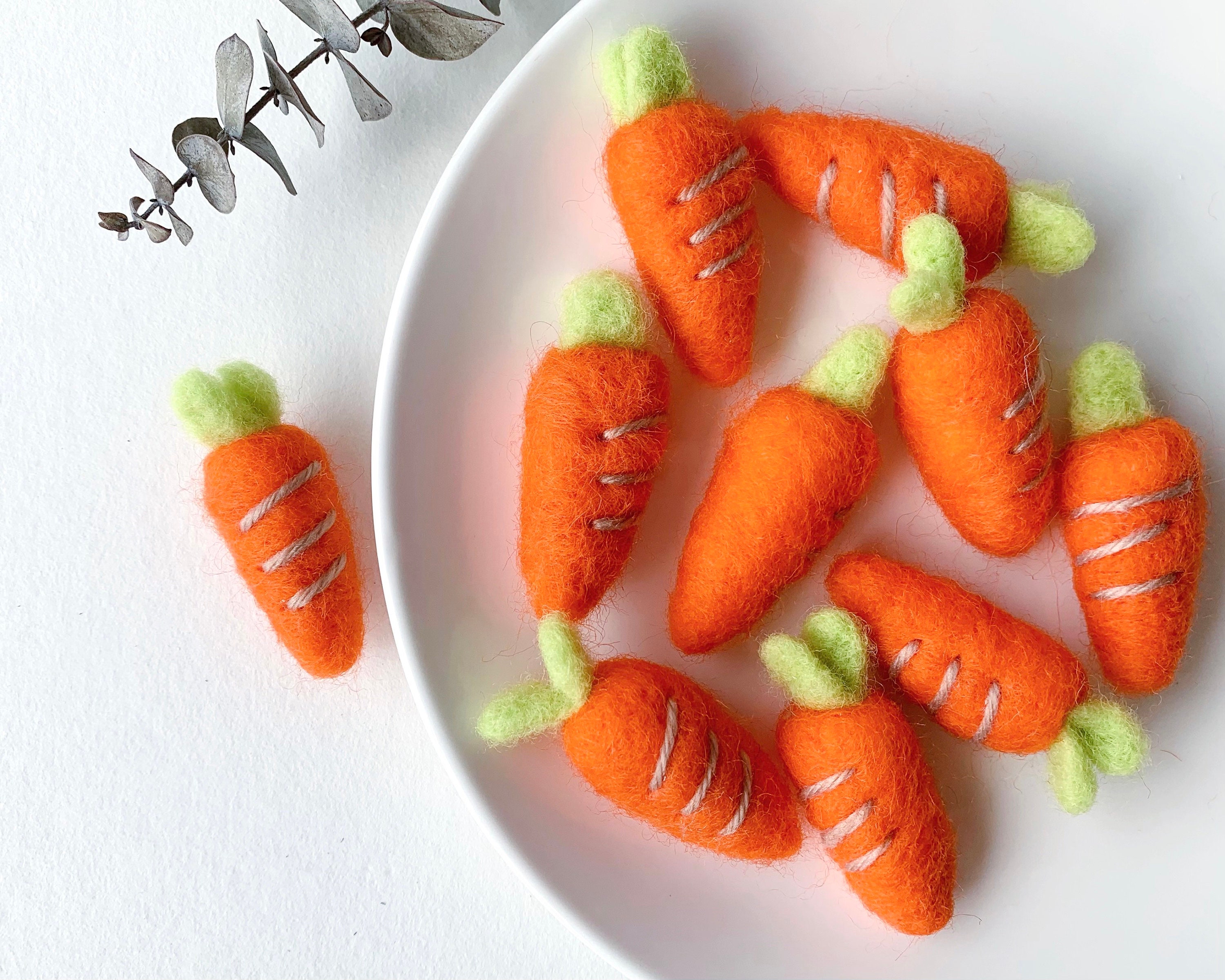 フェルトニンジン、10個、ウールフェルトニンジン、ニードルフェルト