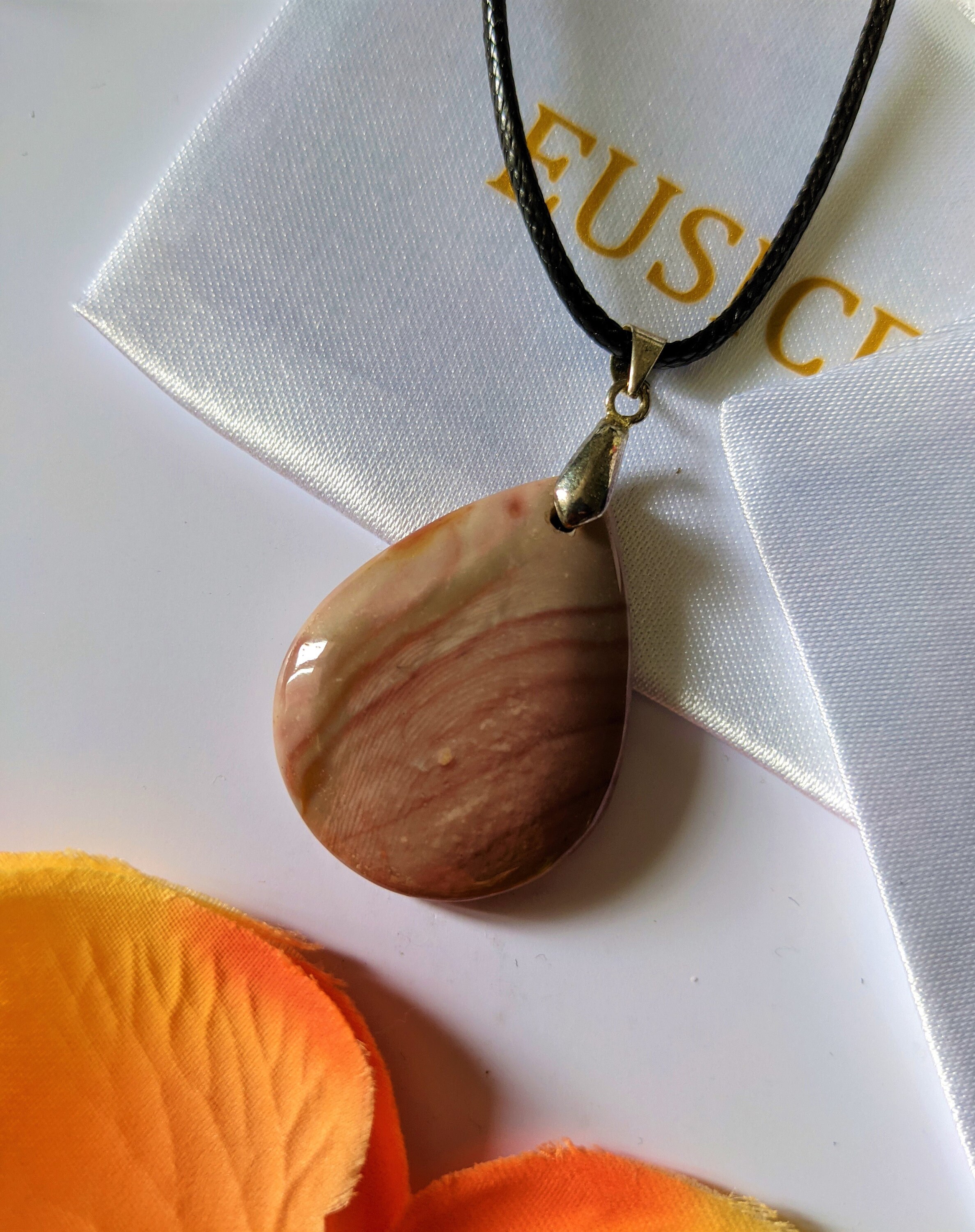 Jaspis Anhänger gedrucktEs Stück Lithotherapie und Wellness | Etsy