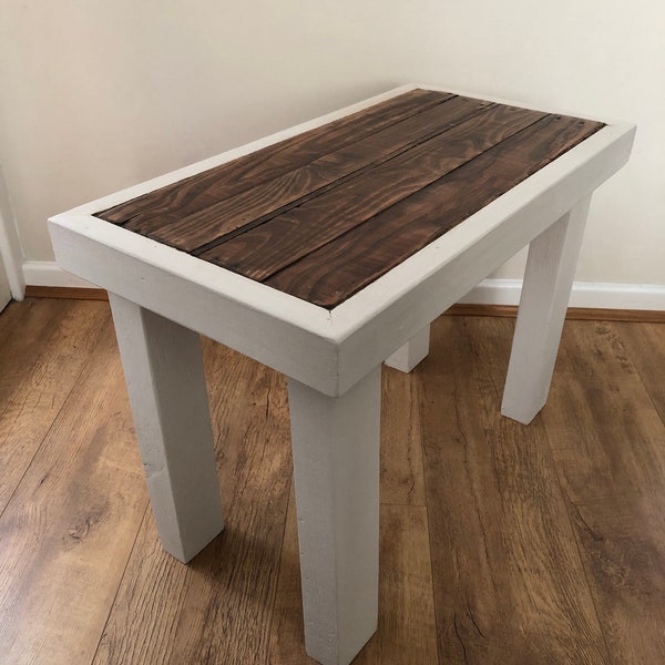 Table basse avec l'inlay de bois de palette