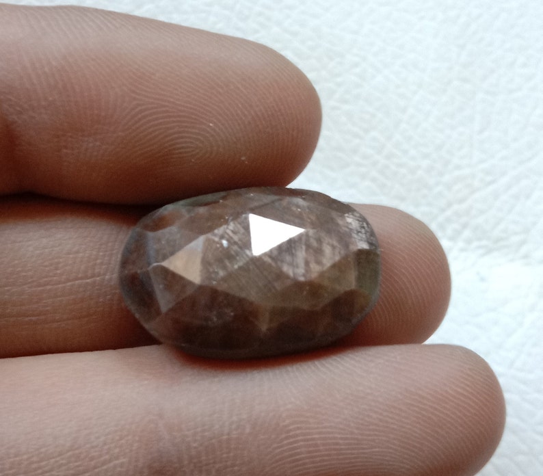 Top Quality Gold Sheen Sapphire Faceted Natural Loos Gemstone Best For Jewellery..
