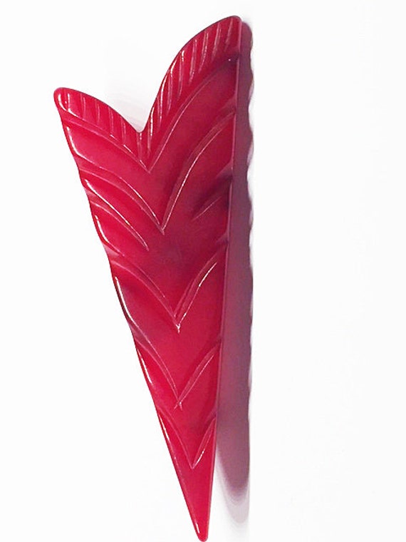 Carved Cherry Red Bakelite Feather/Arrow Brooch/Pi