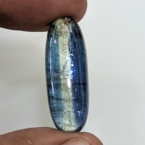 AAA quality 100% natural kyanite oval shape 17.70 cts 29X10X5 mm SGT 16