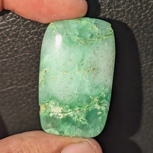 AAA Quality 100% natural Chrysophrase Octagon shape cabochon for Jewellery making 49.15 Ct 36X23X6 mm SGT 444