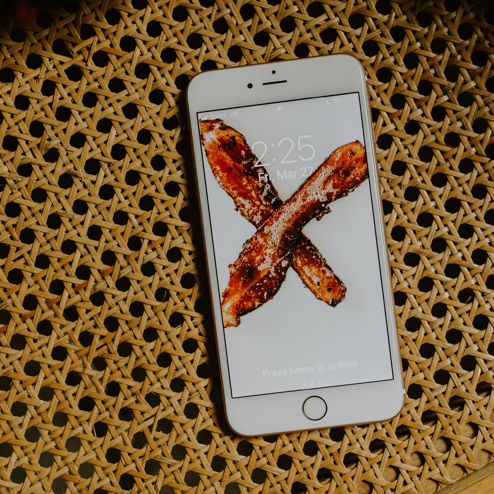 BACON Iphone Wallpaper 1080x1920 Instant Download - Etsy