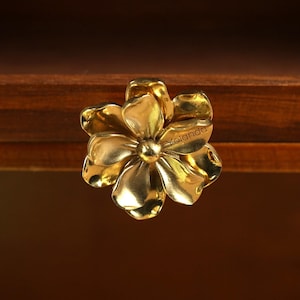 Camellia cabinet Knobs, flower solid brass Drawer pull Wardrobe handle Pulls, laser engraved art decor Dresser cupboard Knobs Handles