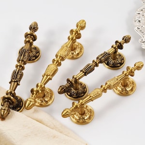 Heavy Duty Brass Engraving Drawer Cupboard knobs handles, Antique Brass Oval Cabinet pulls knobs laser engraved Dresser Wardrobe pull handle