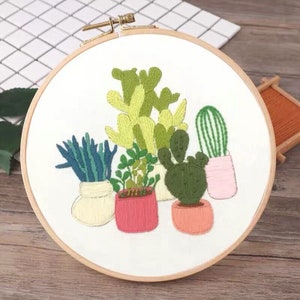 Embroidery Kit Beginner, cacti embroidery kit, cactus embroidery kit, diy Kit Embroidery,diy Kit adult YP001