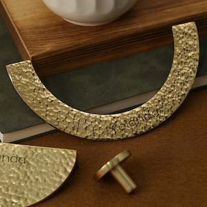 Maniglie per mobili in ottone dorato, maniglie per cassetti in ottone martellato dorato, pomelli per guardaroba incisi al laser