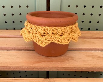 Crochet terracotta pot skirt - yellow - ready to ship
