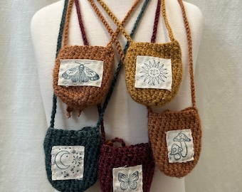 Crochet Pouch Necklace: Adjustable Drawstring Bag with Patch