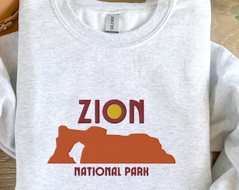Moletom bordado do Parque Nacional de Zion: roupas para caminhadas em Utah, camiseta de Zion, presentes para o Parque Nacional de Zion, presentes para caminhadas, camiseta de Utah, Zion, caminhante