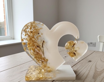 Handmade Resin Heart Memorial with Gold Leaf & Dried Florals | Custom Keepsake Gift for Her | Memorial Heart Art with Small Hanging Heart