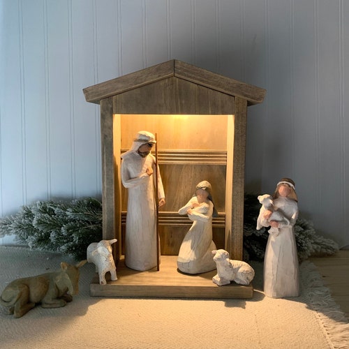 Wood Nativity Stable w/ light -3 sizes / stable fits Willow Tree nativity manger nativity creche willow tree manger for Willow Tree nativity