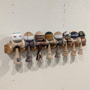 Kendama Rack - Holds 8