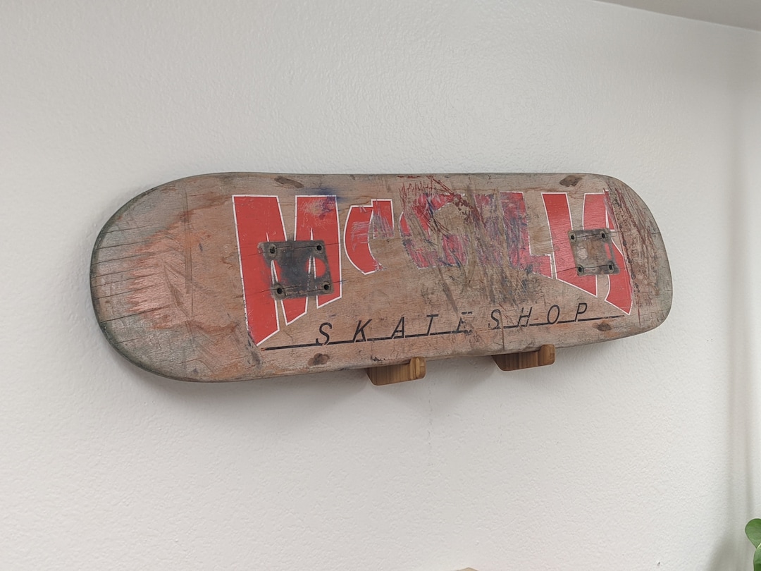 Wall Mount Skateboard Deck Display / Skate Deck / Skateboard Deck Stand / Wall Mount Rack
