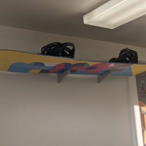 Single Multi Board Rack / Wandhalterung Board Rack / Snowboard Rack