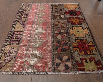 2x2 TURKISH Vintage Mat, Oushak Rug, Patchwork Carpet, Handmade Wool Rug, Farmhouse Decor, One-of-a-Kind, Anatolian Rug, Door Mat, Bath Mat