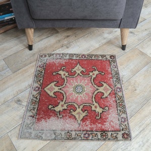 1.7x1.9 ft, SYMBOLIC SQUARE RUG, Vintage Turkish Rug, Handmade Wool Rug, 2x2 Small Rug, Oushak Rug, Eclectic Rug, Washable Rug, Bathroom Rug