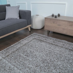 7x10 Gray Vintage Rug, Bordered Floral Rug, Turkish Area Rug, Oushak Rug, Handmade Wool Rug, Farmhouse Decor, One-of-a-Kind, Bohemian Rug