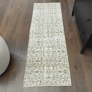 2x6 Turkish Vintage Runner, Oushak Handmade Wool Runner Rug, Beige Kitchen Hallway Rugs, Farmhouse Decor, One-of-a-Kind, Anatolian Carpet