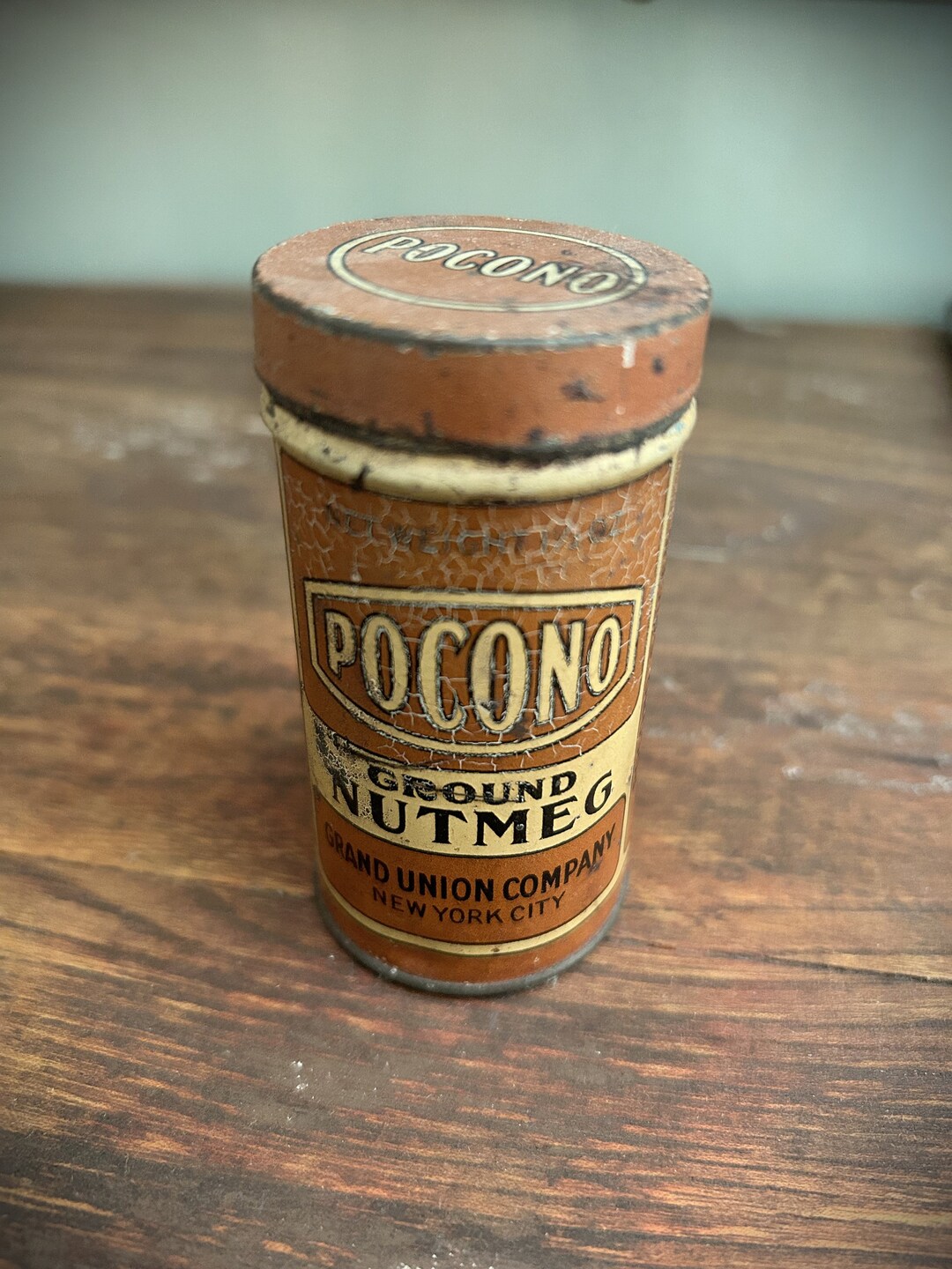 Antique Pocono Ground Nutmeg Metal Spice Tin Vintage Spice Tin Nutmeg