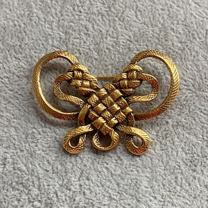 Metropolitan Museum Of Art MOMA Signed Vintage Gold Tone Metal Bow Design Brooch