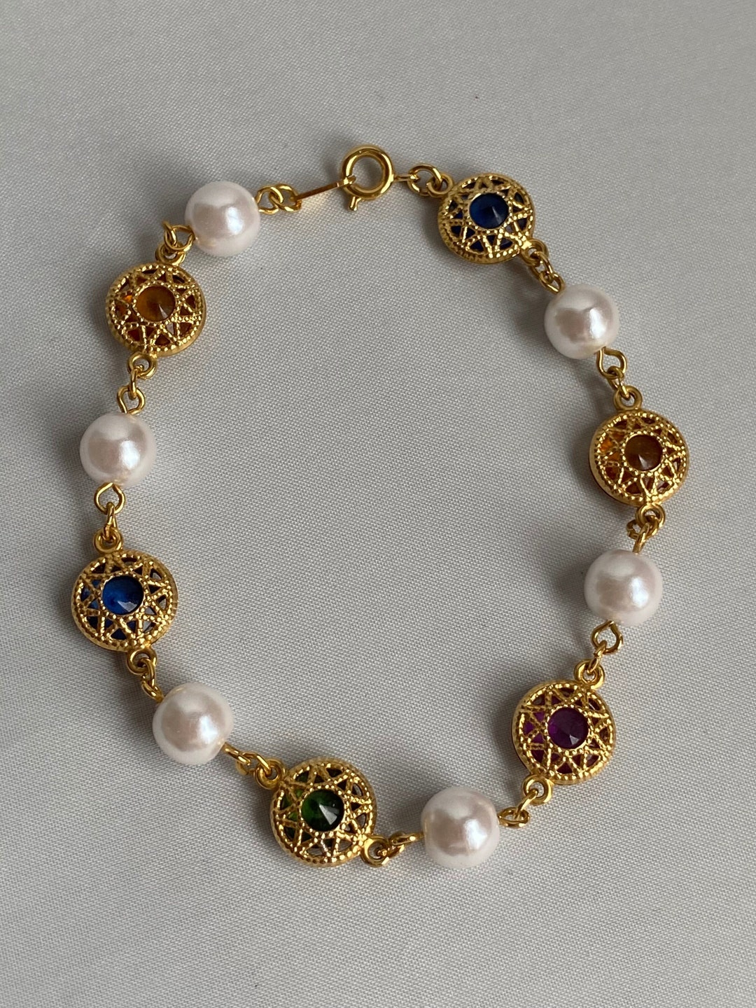 PL 18K Marked Gold Tone, Coloured Gem & Faux Pearl Design