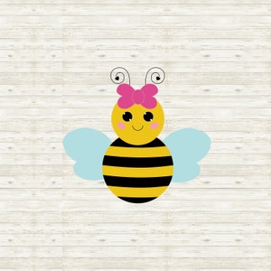 Puede incluir: Una abeja de dibujos animados con rayas negras y amarillas, que lleva un lazo rosa, con alas azules. La abeja tiene una cara sonriente con ojos grandes.