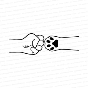 Op de afbeelding: Een zwart-witte illustratie van een menselijke vuist die een poot afdrukt. De vuist is gesloten en de poot afdruk heeft vier tenen met een zwarte nagel op elke teen.