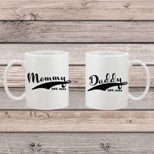 Maman Est. 2024 & Papa Est. Dessins 2024 | Futur papa | Fête des pères svg | Maman à être svg | Silhouette dxf, | Fichiers de découpe Cricut