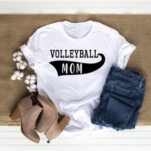SVG da mãe do voleibol, arquivo de corte da mãe esportiva, ditado fofo da mamãe, design de camisa feminina, citação do dia do jogo, torneio, arquivos Cricut de silhueta