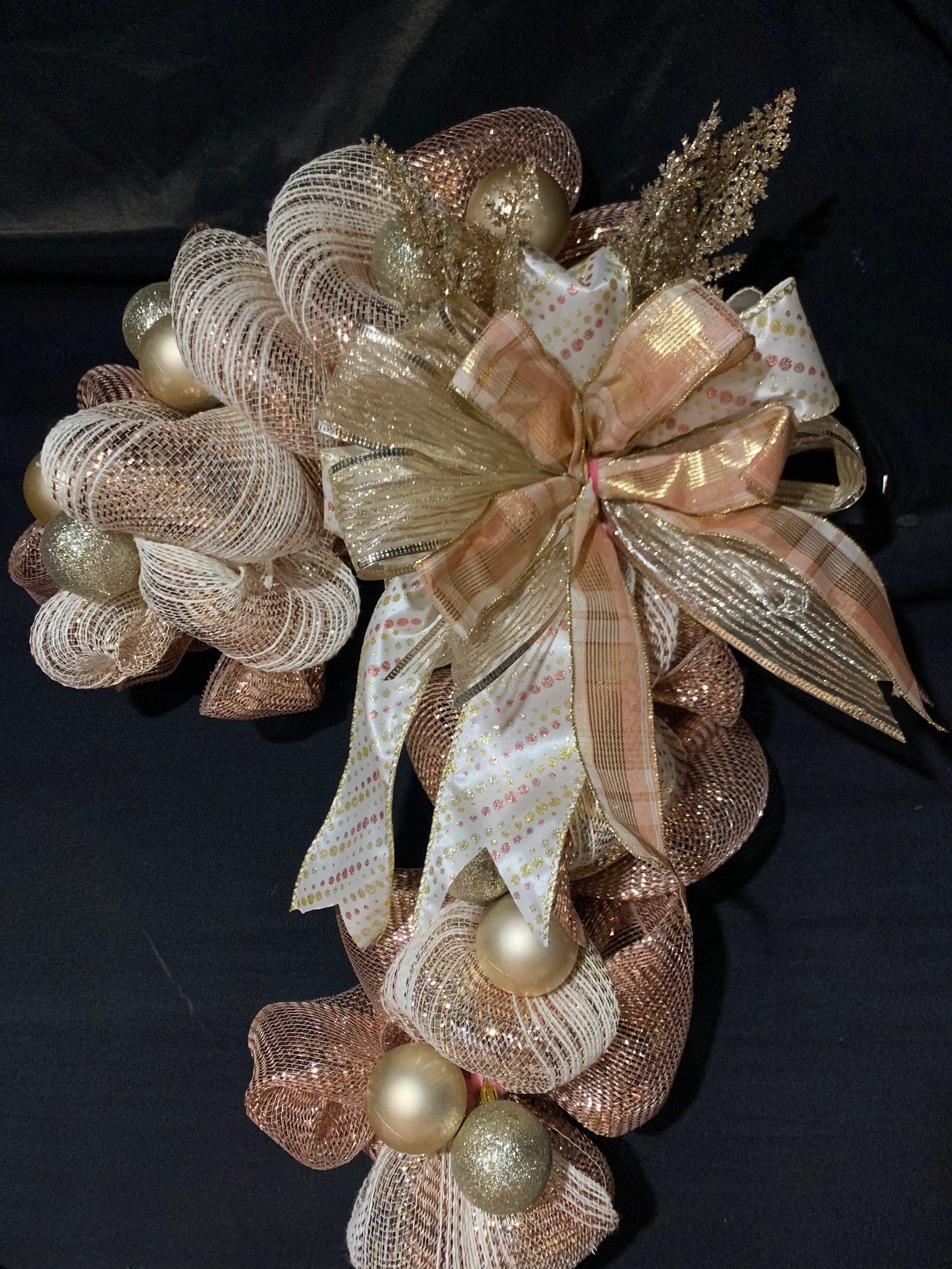 Rose Gold and Ivory Winter Garland/ Valentines Garland/ - Etsy
