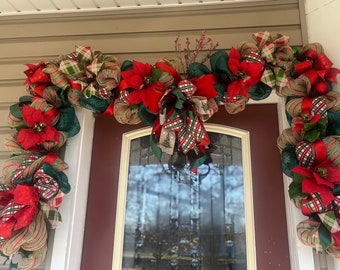 Prelit classic Christmas garland