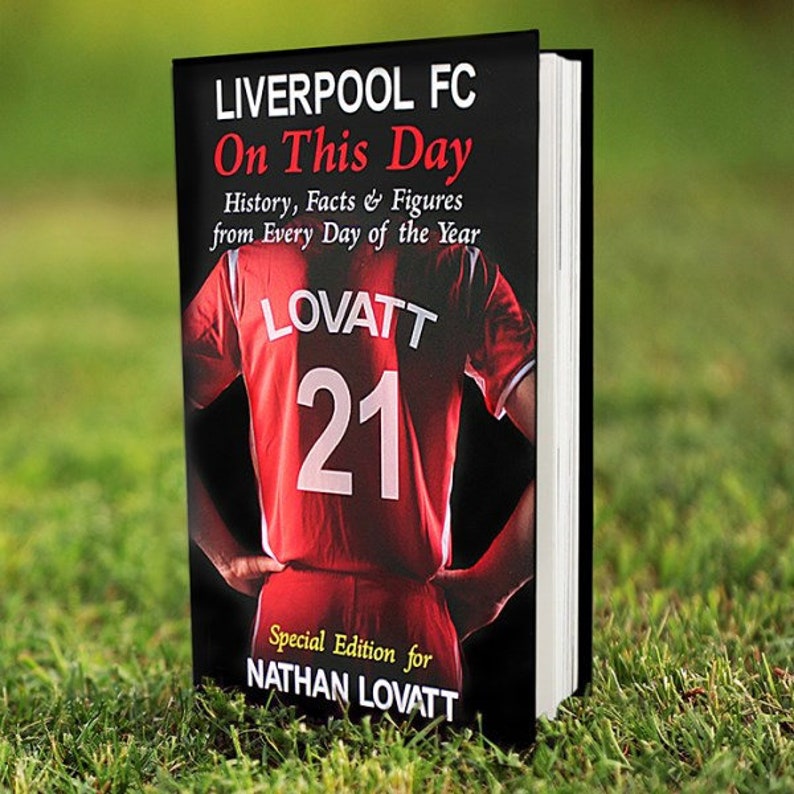 7 days книги. Ливерпуль книга. Football book.