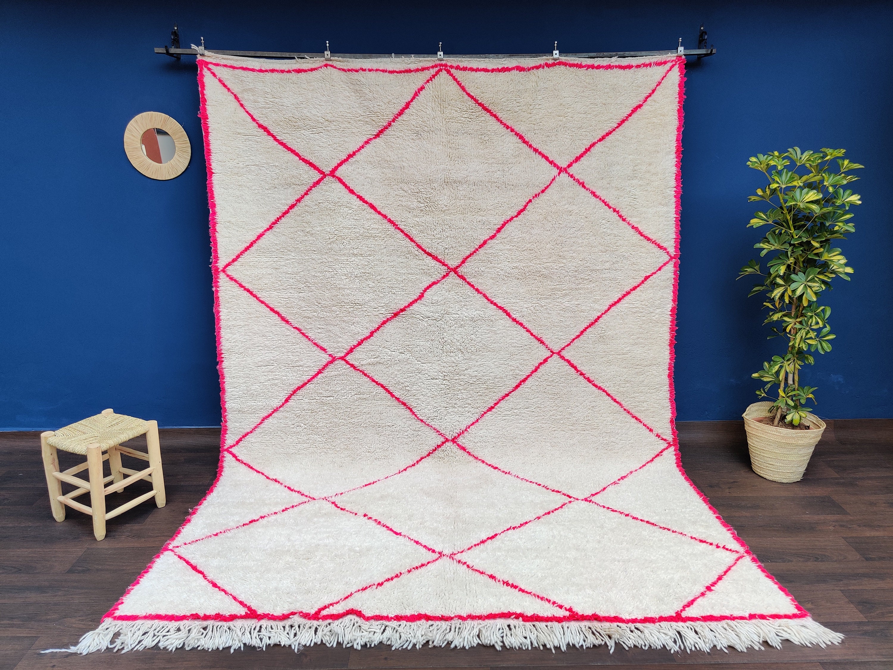 Tapis Berbère Blanc et Rose - Grand Tapis Beni Ouarain Marocain en Laine 220x300 cm