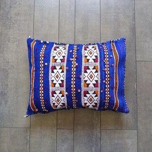 Coussin berbère bleu marocain style Kilim