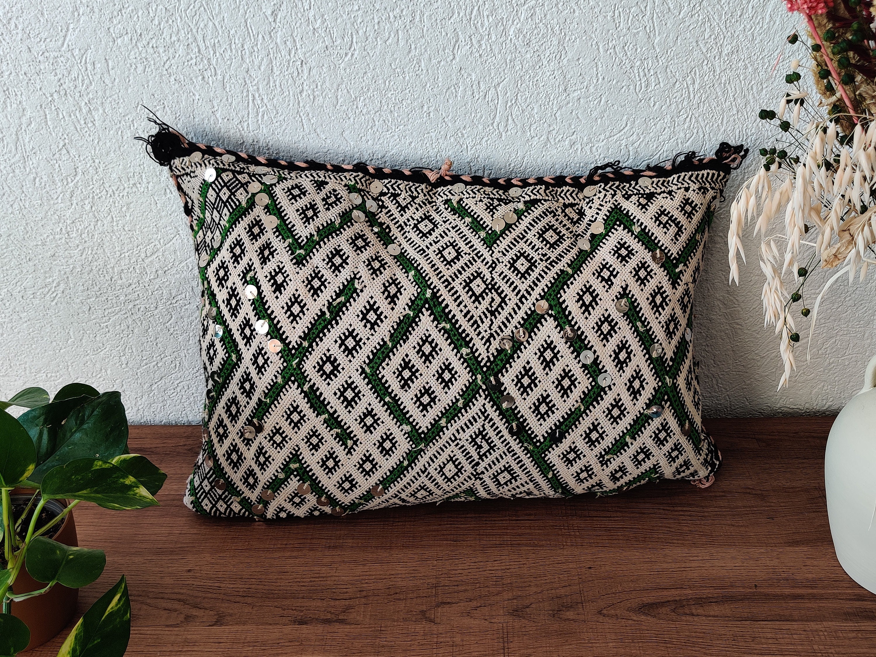 Ancien Coussin Kilim Marocain Vert Bohème