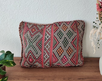 Old Vintage Traditional Berber Kilim Cushion