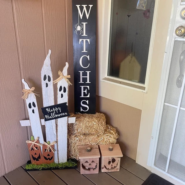 Halloween Jack-O-Lantern Wood Decor! LED “Flickering Flame” Candle & Battery Included!