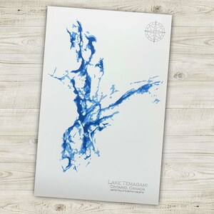 12 x 18 po. Lac Temagami, Canada, carte bathymétrique en papier découpé, oeuvre d'art murale 12 x 18 | affiche | Imprimer | Art de la carte | Décoration murale pour cabane
