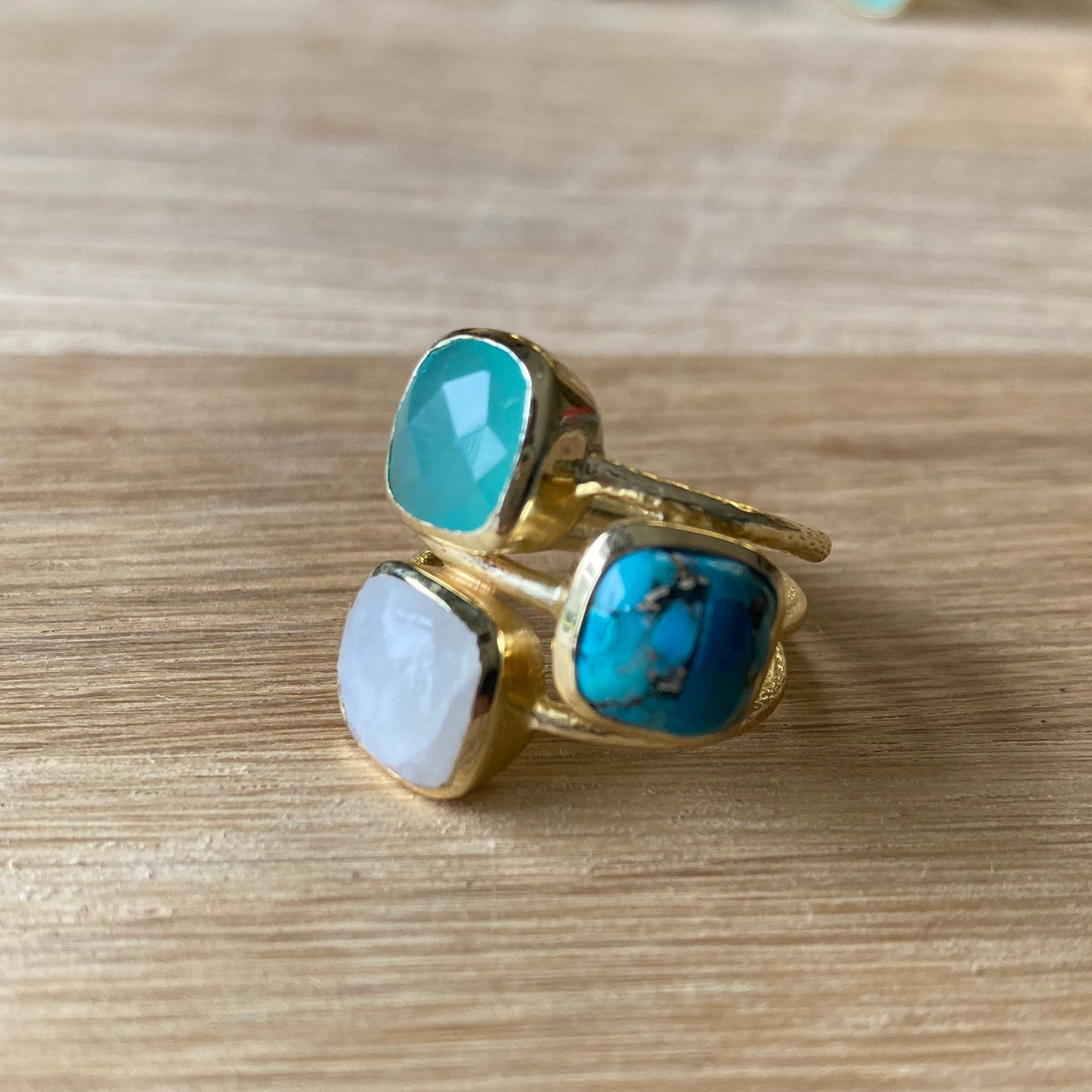 Bague Vermeil Rare Du 18ème Siècle - Pierre Verte (émeraude), Décor Grappes - Diamètre 20 Mm, Poids 6.3 G - Occasion