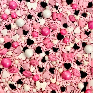 Miss Minnie - Edible Sprinkles - Minnie - Sprinkles - Sprinkle Blend - Cake Sprinkles