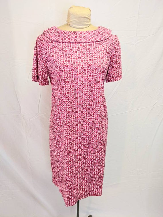 Late 1950s/early 60s pink novelty print dress