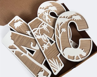 Houten safarinaambordje - gepersonaliseerde safariplaquette - aangepaste naamdecor - safari kinderkamerdecoratie - safari muurkunst - jungle thema slaapkamer