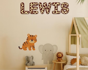 Personalisiertes Safari Namensschild aus Holz - Giraffe Wandbild aus Holz - Dschungel Kinderzimmer Dekor - Benutzerdefinierte Kinder Schlafzimmer Schild - Tierthema Plakette